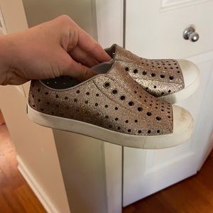 Glitter Jefferson natives